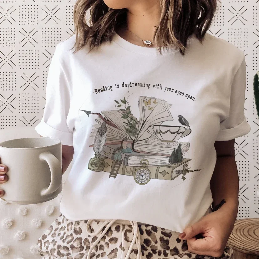 Books Cats Tarot Vintage Tee F - огляд і ціна Vintage Fashion Books