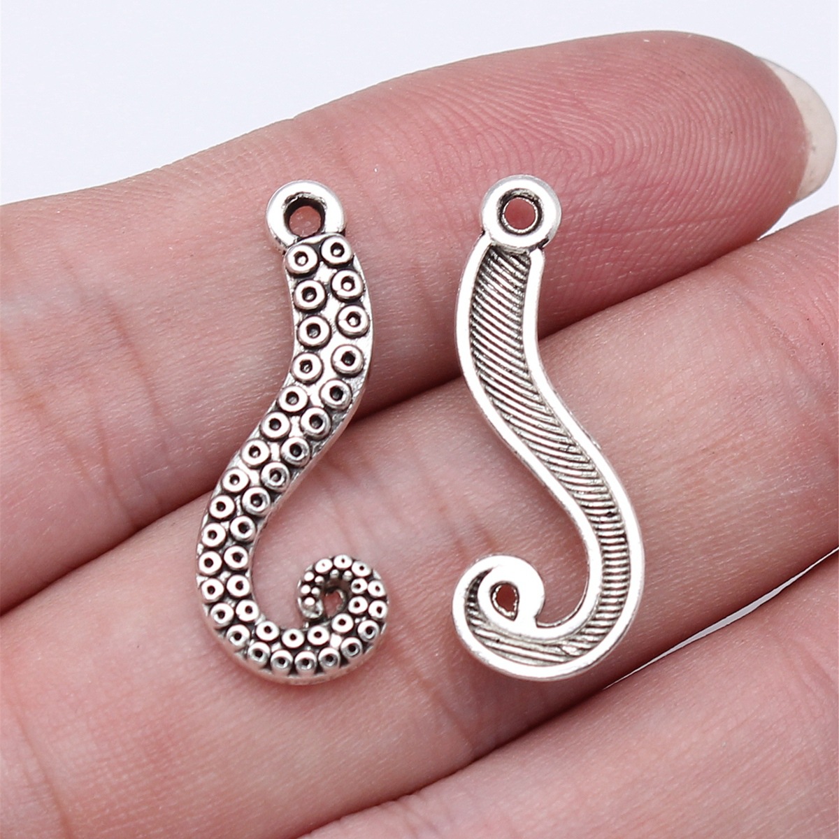 WYSIWYG 20pcs 26x10mm 4 Colors - огляд і ціна Vintage Fashion Online