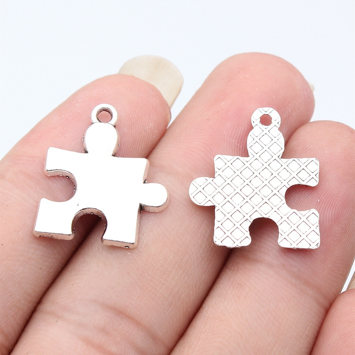 WYSIWYG 10pcs 23x20mm 2 Colors - огляд і ціна Vintage Fashion Online