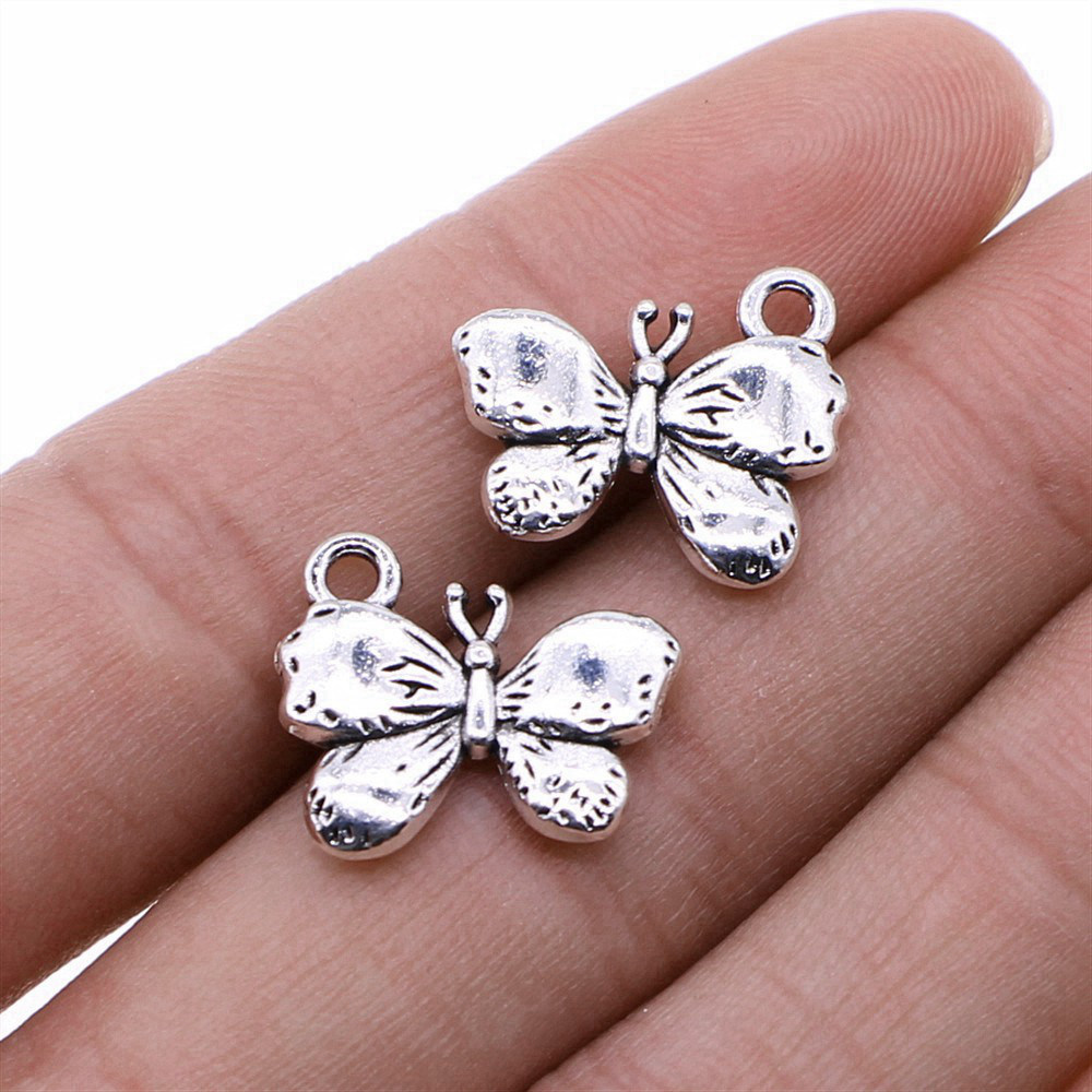 Butterfly Retro Insect Charm P - огляд і ціна Vintage Fashion Jewelry Necklaces